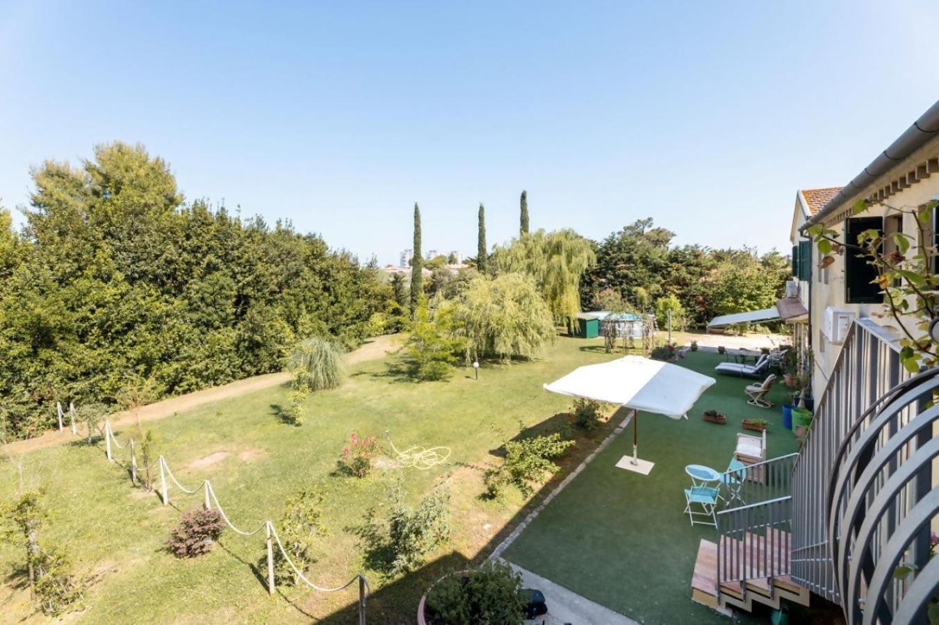 R37 Casa Tamarina Διαμέρισμα Numana Εξωτερικό φωτογραφία